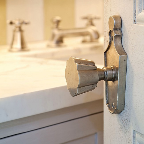 Rocky Mountain E10010 Paris Escutcheon by Roger Thomas 